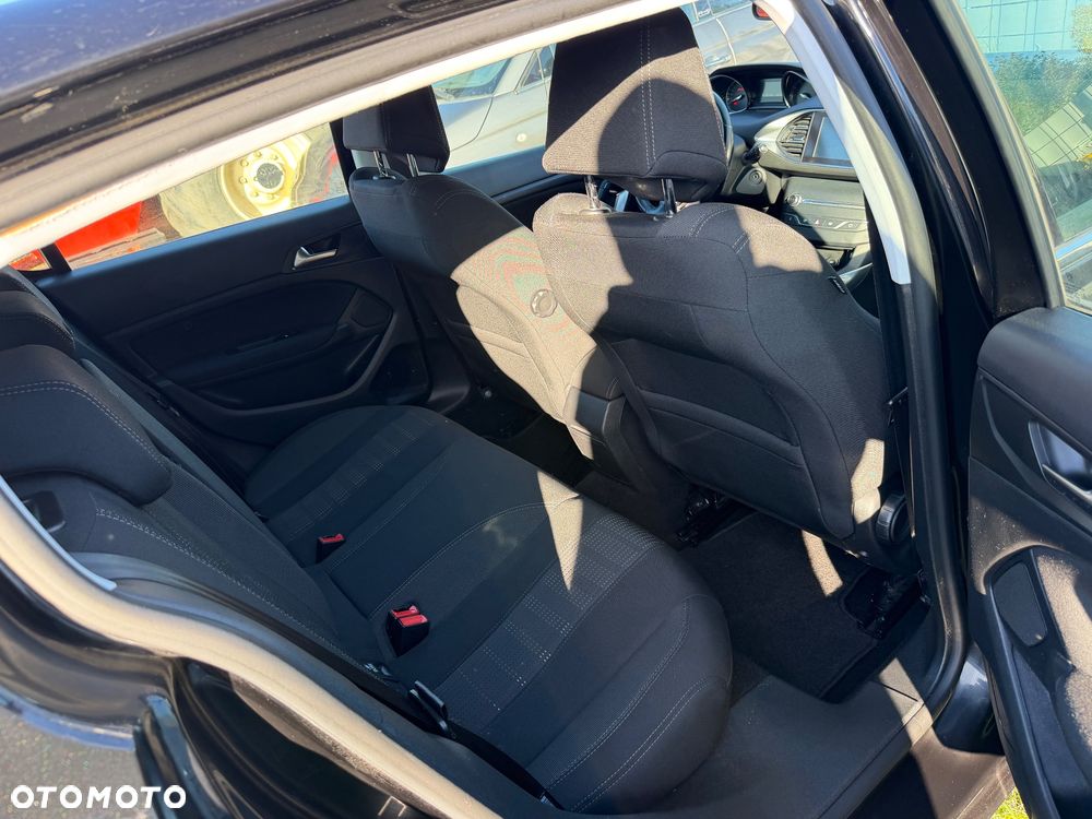 Peugeot 308 - 22