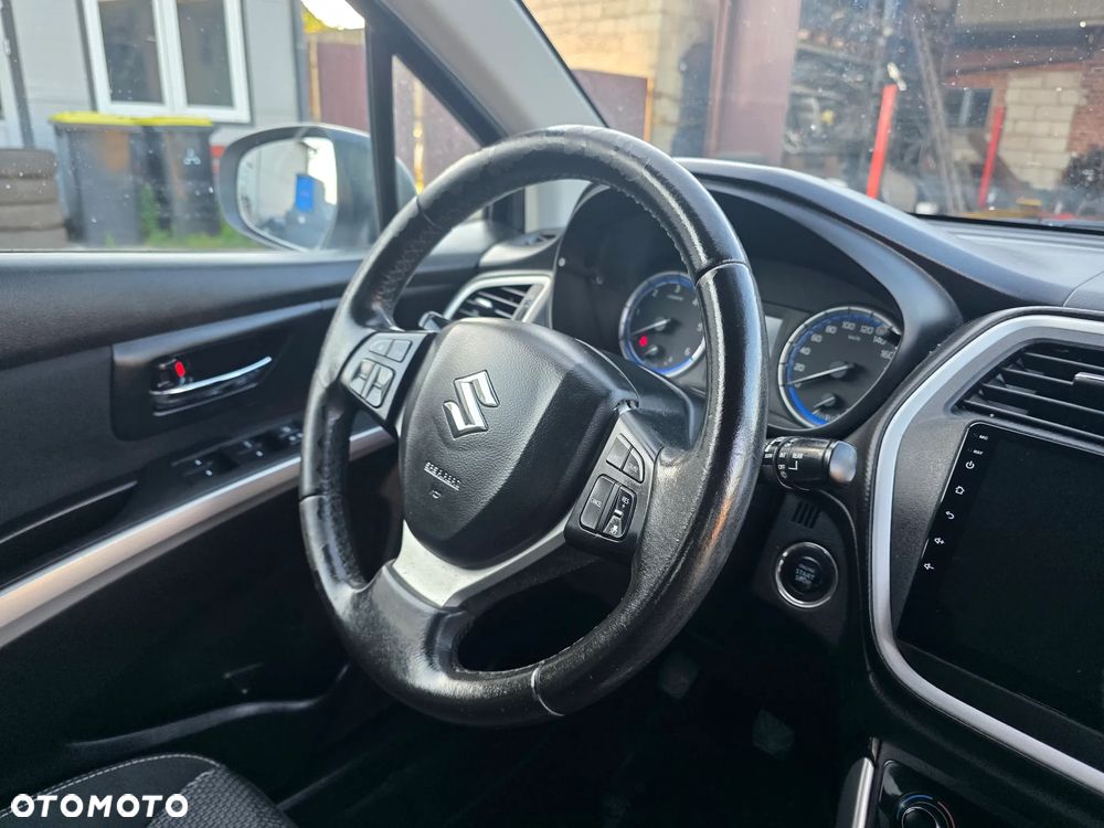 Suzuki SX4 S-Cross 1.6 DDiS 4x4 Comfort - 18