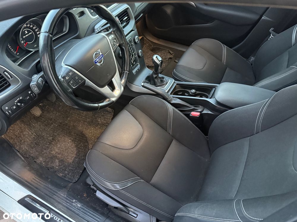 Volvo V40 - 20