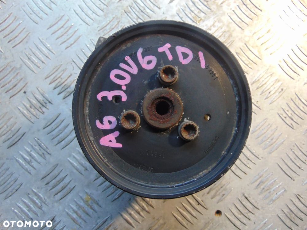 pompa wspomagania Audi a6 c6 3,0 tdi - 1