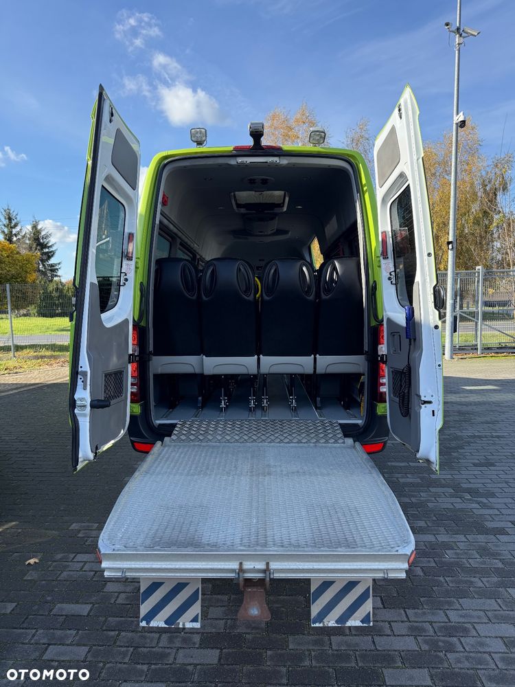 Mercedes-Benz SPRINTER 516+Winda - 26