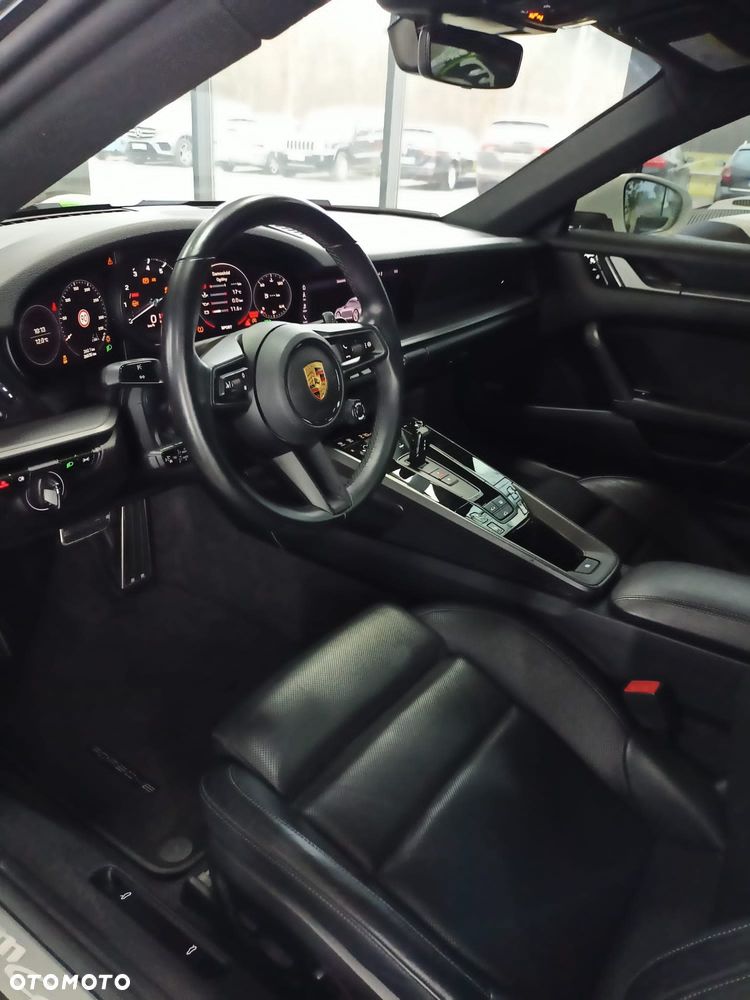 Porsche 911 Carrera S PDK - 13