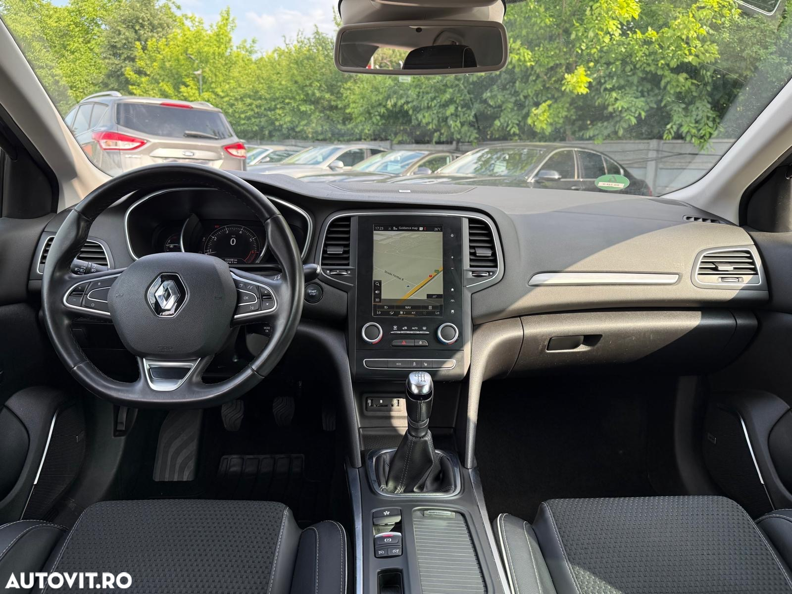 Renault Megane Grandtour ENERGY TCe 130 BOSE EDITION - 5