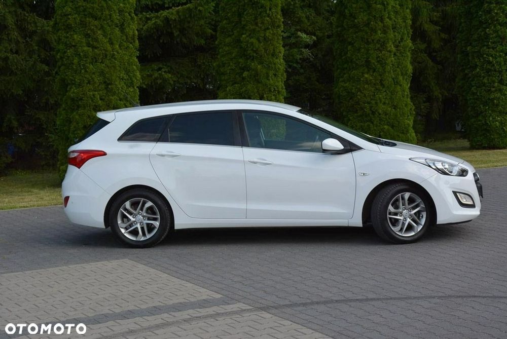 Hyundai i30 1.4 Comfort - 4
