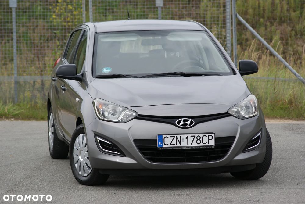 Hyundai i20 - 17
