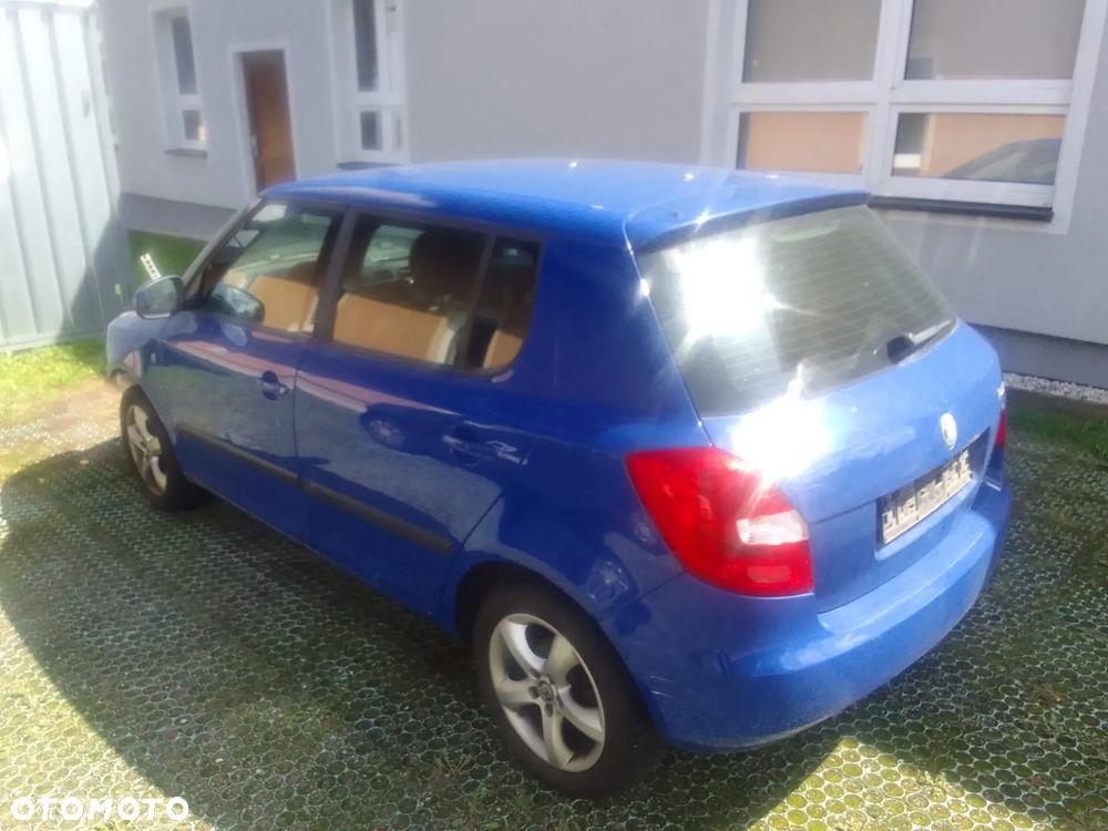 Skoda Fabia 1.6 16V Comfort - 1