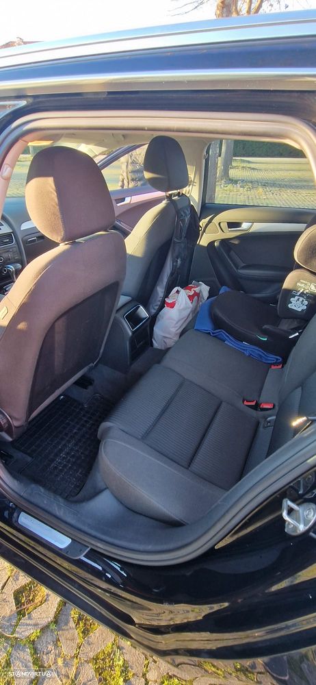 Audi A4 Avant 2.0 TDI Multitronic Advance - 6