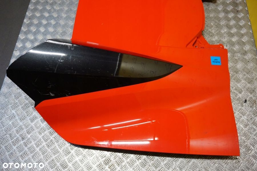 CHEVROLET CORVETTE C8 CABRIO 2020 - Maska Tył Pokrywa Klapa USA - 12