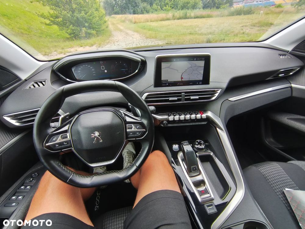 Peugeot 3008 BlueHDi 130 Stop & Start EAT8 Allure - 34