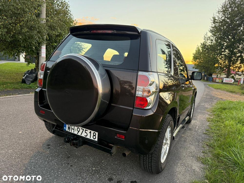 Suzuki Grand Vitara 1.6 - 11