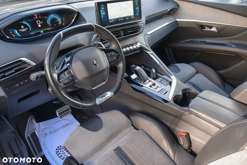 Peugeot 3008 1.6 PureTech HYbrid4 GT S&S EAT8 - 21