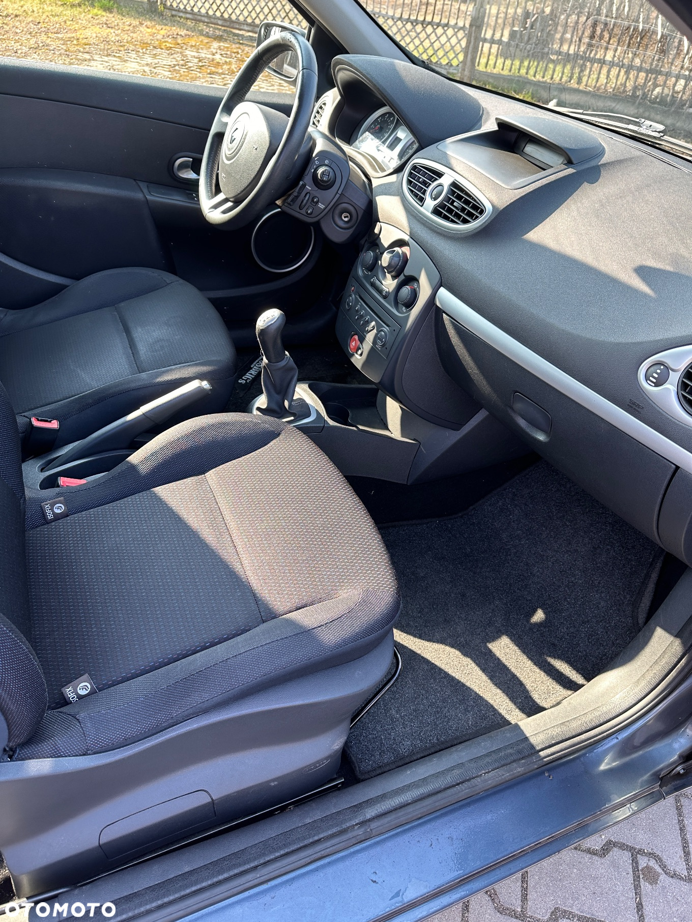 Renault Clio 1.6 16V Expression - 10
