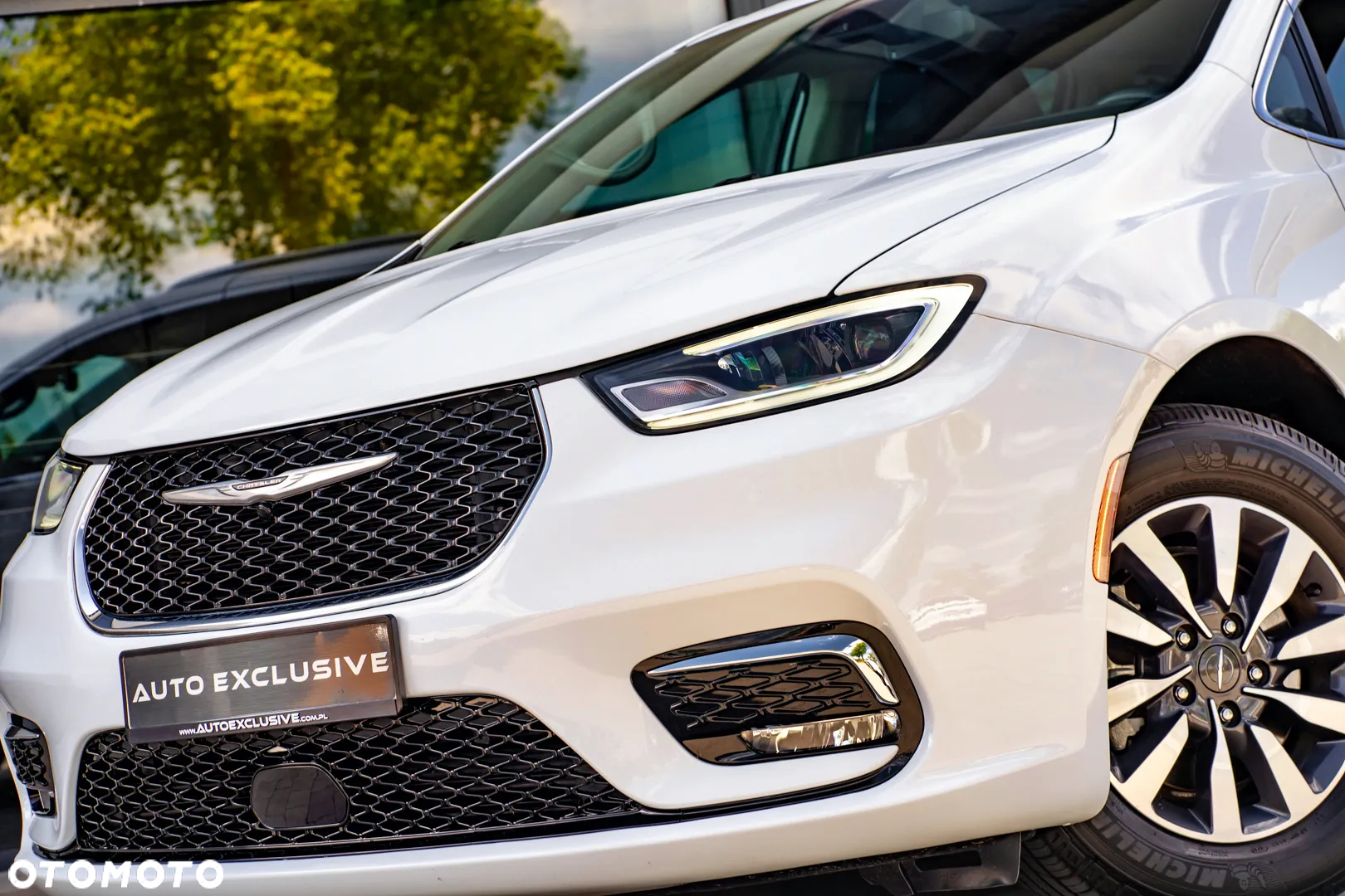 Chrysler Pacifica - 3