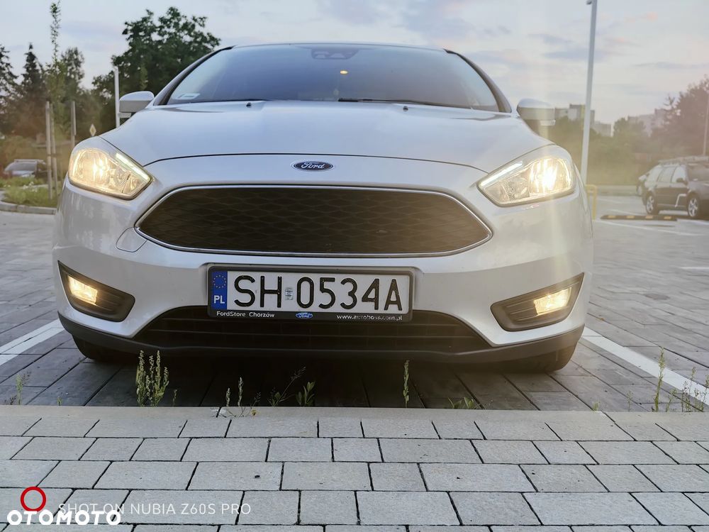 Ford Focus 1.6 SYNC Edition - 11