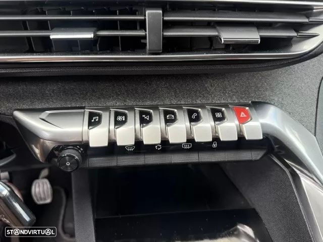 Peugeot 3008 1.2 PureTech Access - 36