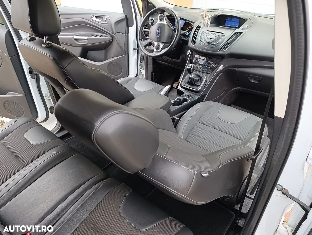 Ford Kuga - 7