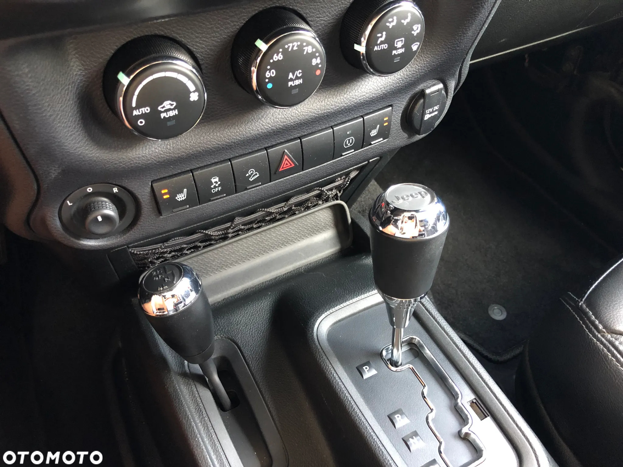 Jeep Wrangler Unlimited Hard-Top 3.6 Automatik Black Edition - 18