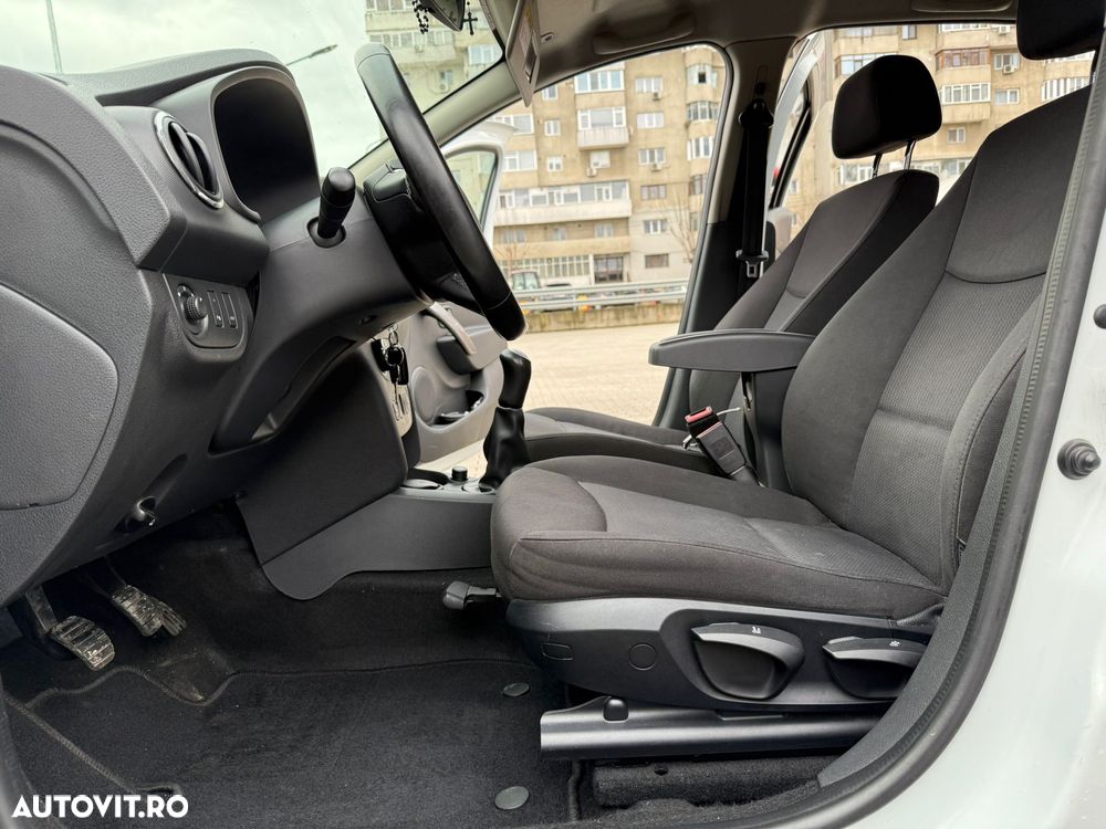 Dacia Sandero 1.5 dCI Prestige - 14