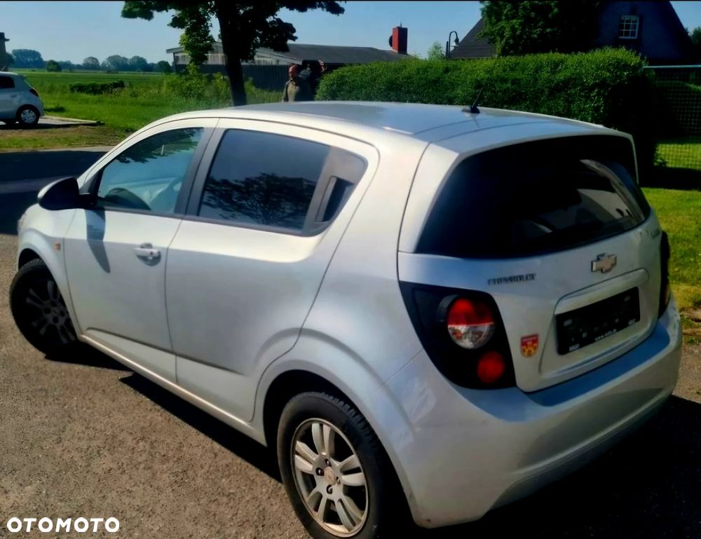 Chevrolet Aveo 1.4 LT - 2