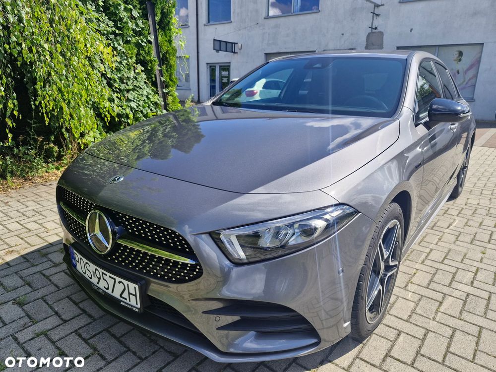 Mercedes-Benz Klasa A 250 E AMG Line 8G-DCT - 4