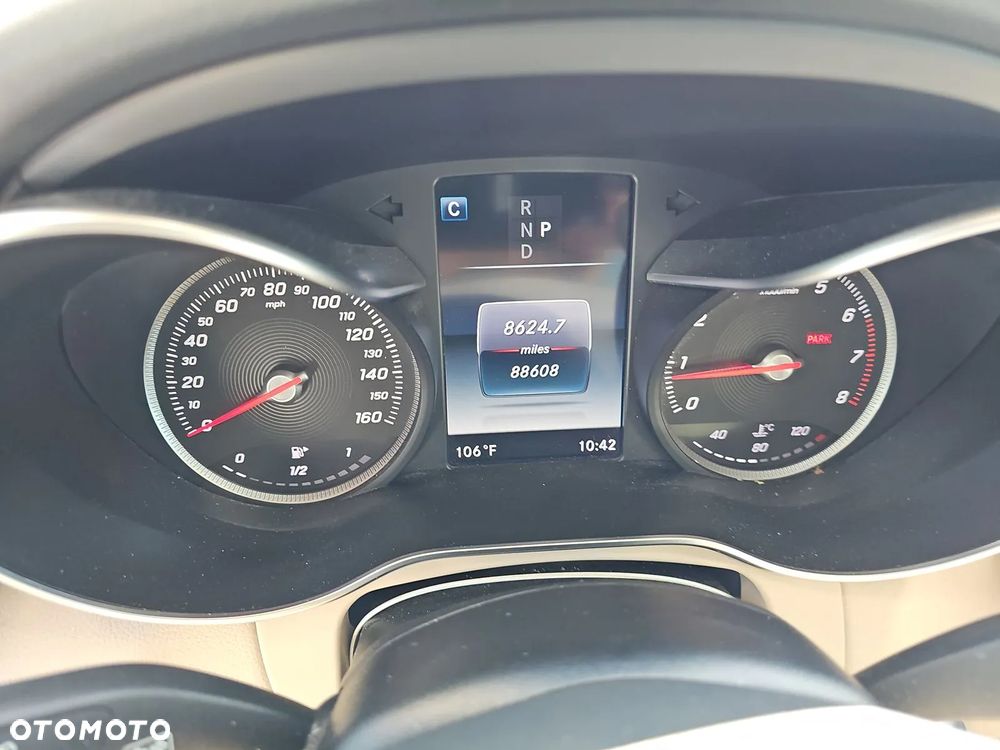 Mercedes-Benz GLC 300 4Matic 9G-TRONIC - 10