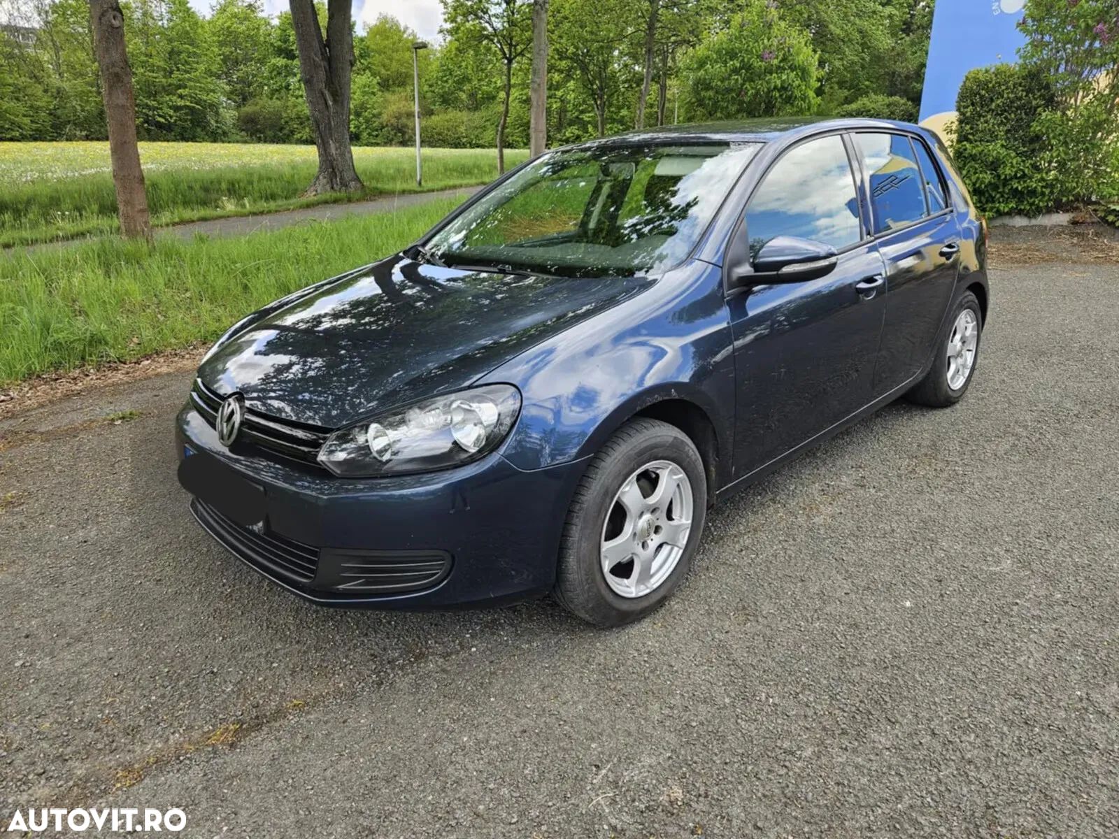 Volkswagen Golf 1.4 Team - 1
