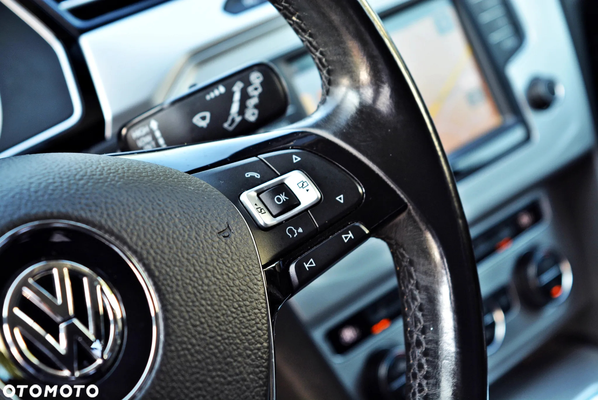 Volkswagen Passat 2.0 TDI BMT Highline - 26