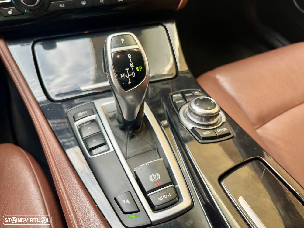 BMW 520 d Line Luxury Auto - 12