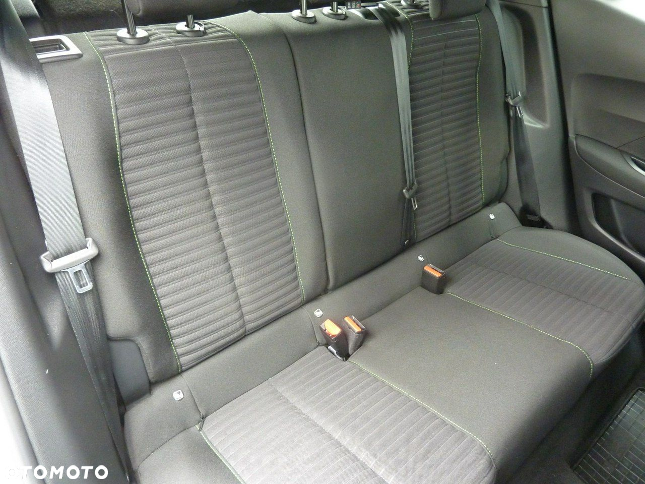 Peugeot 2008 - 14