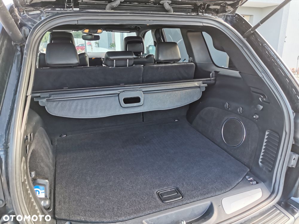 Jeep Grand Cherokee - 29