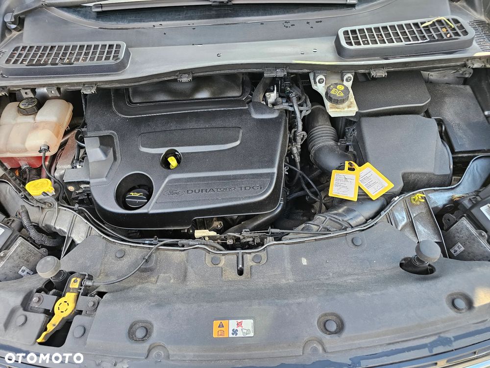 Ford Kuga 2.0 TDCi 4x4 Titanium - 37
