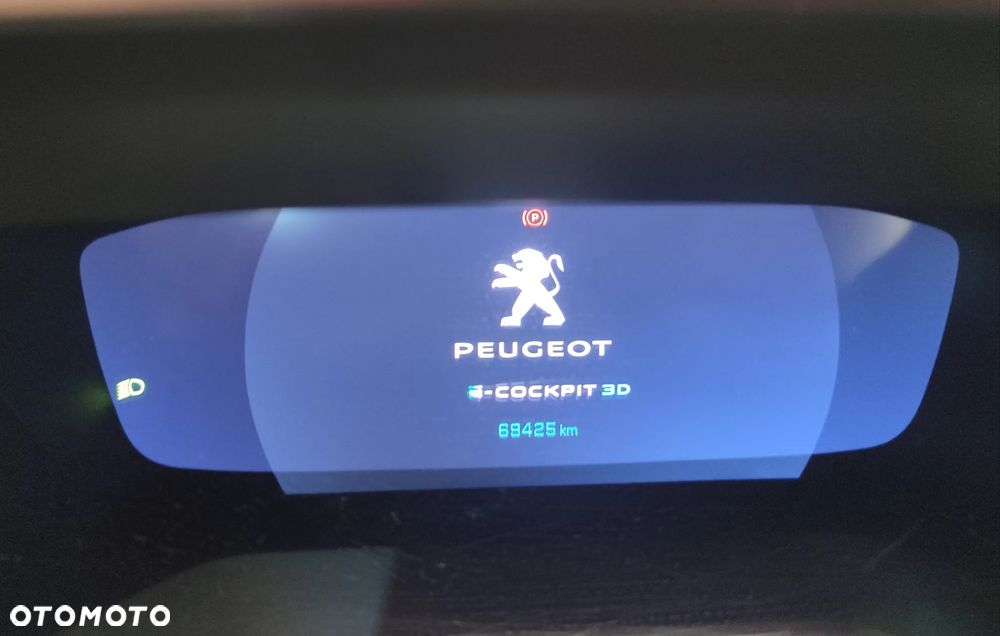 Peugeot 208 PureTech 100 Allure - 19