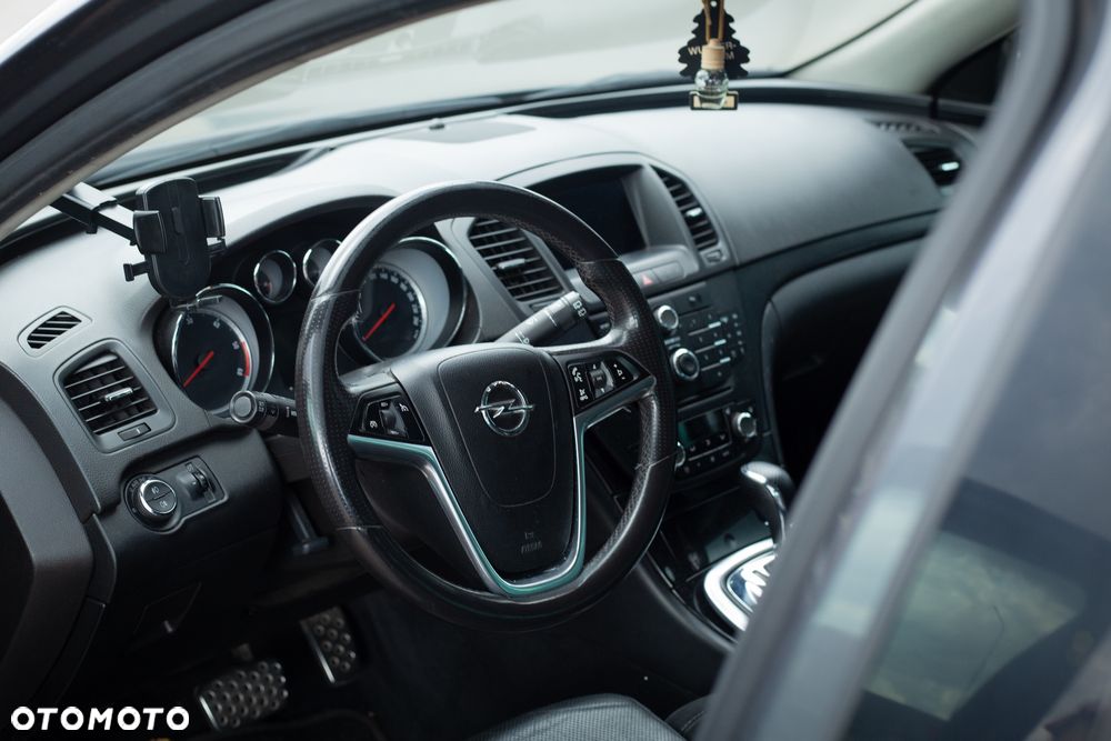 Opel Insignia 2.0 CDTI Cosmo - 11