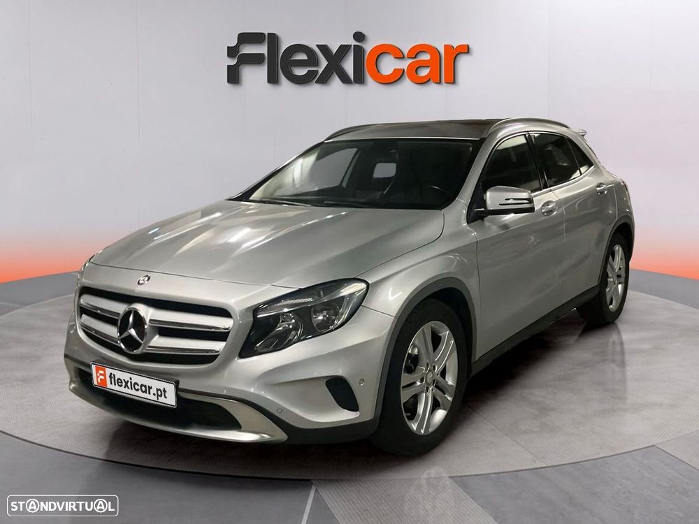 Mercedes-Benz GLA 180 CDI Urban - 2