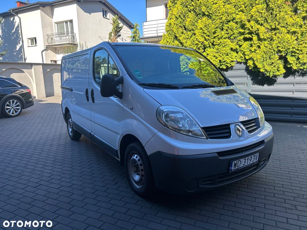 Renault Trafic - 2