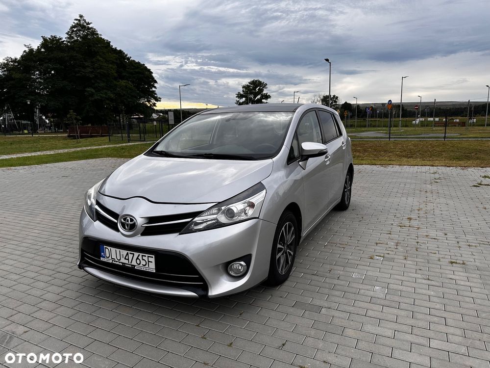 Toyota Verso 2.0 D-4D Premium - 1