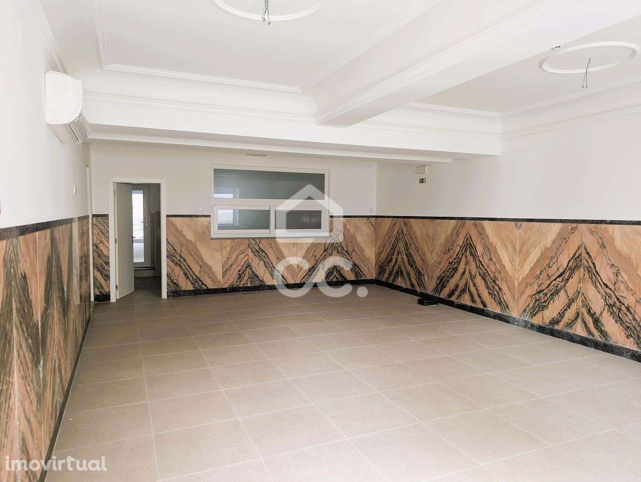 Loja, 153,14 m², Abrantes (São Vicente e São João) e Alferrarede - Grande imagem: 2/30