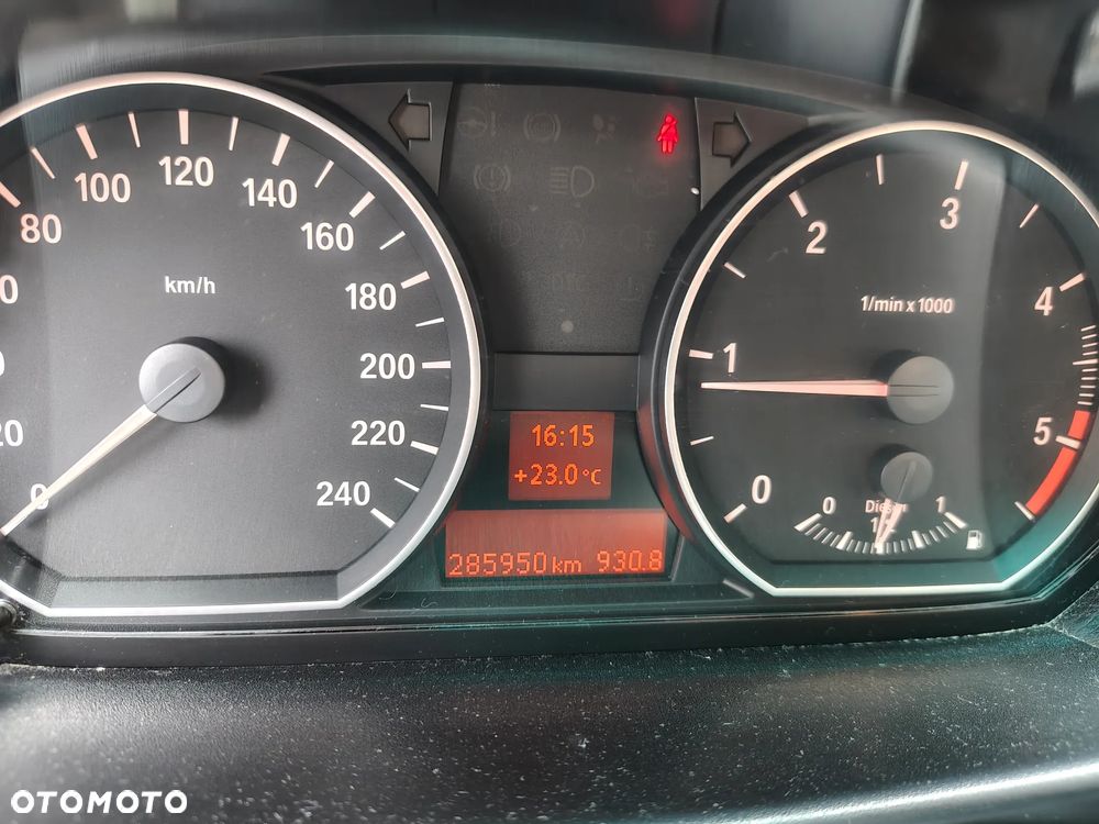 BMW Seria 1 118d - 9