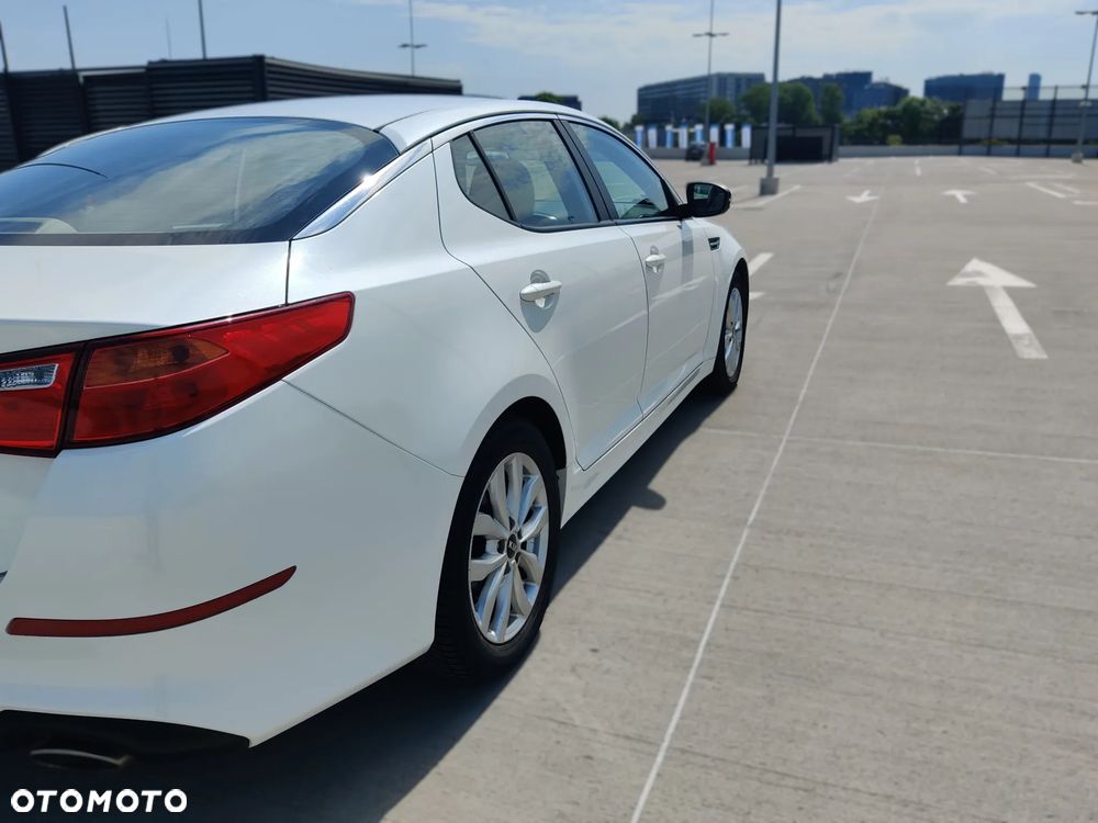 Kia Optima - 14