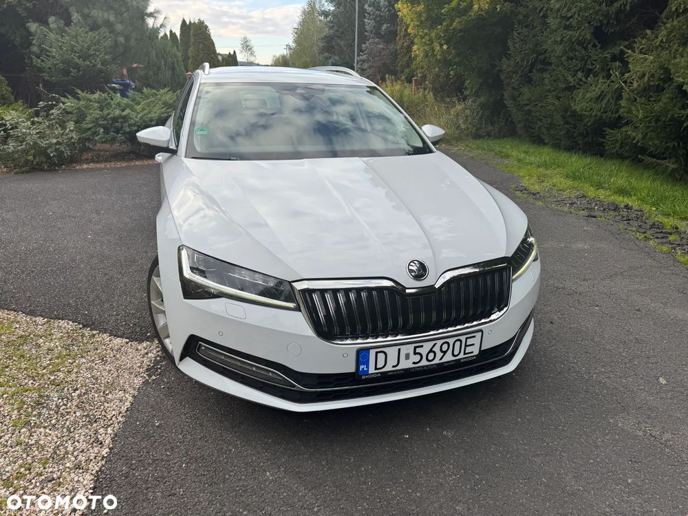 Skoda Superb Combi 2.0 TDI DSG Premium Edition - 30