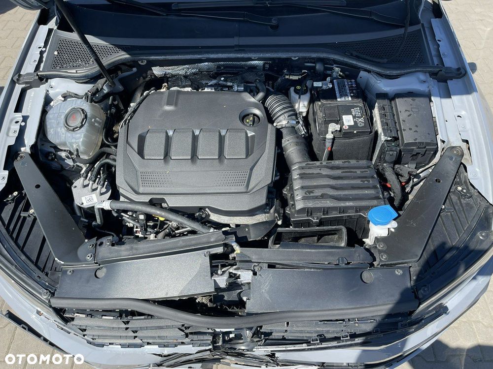 Volkswagen Passat Variant 2.0 TDI SCR DSG Conceptline - 11