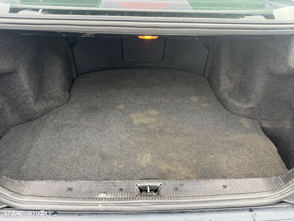 Mercedes-Benz C 220 D Classic - 28