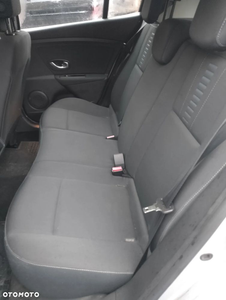 Renault Megane 1.5 dCi Expression - 4