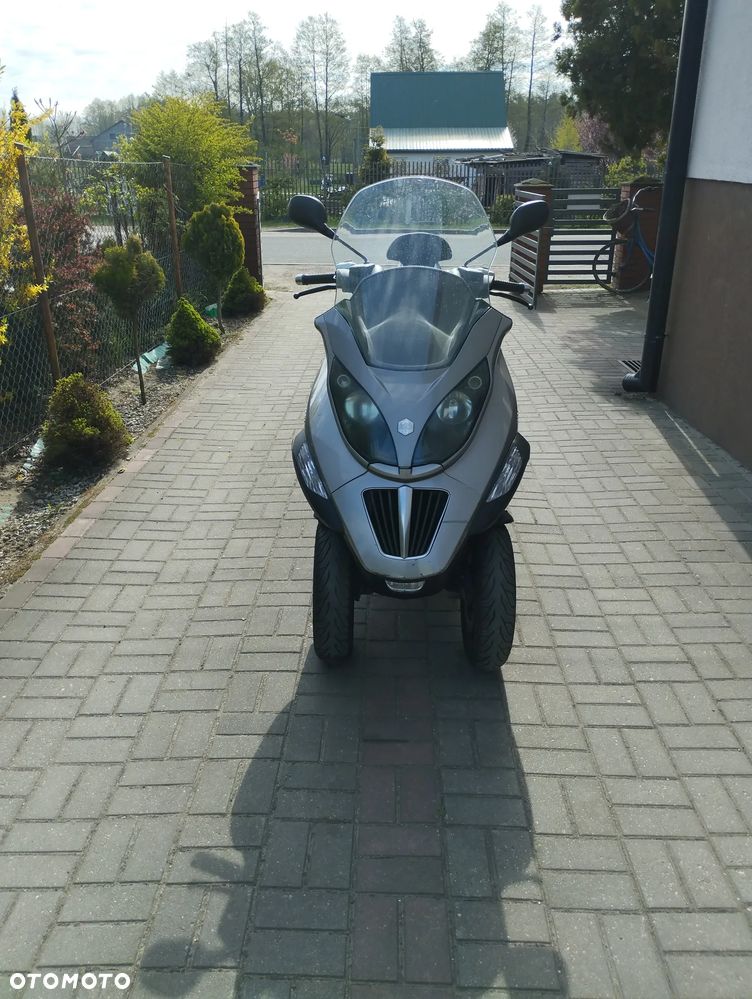 Piaggio MP-3