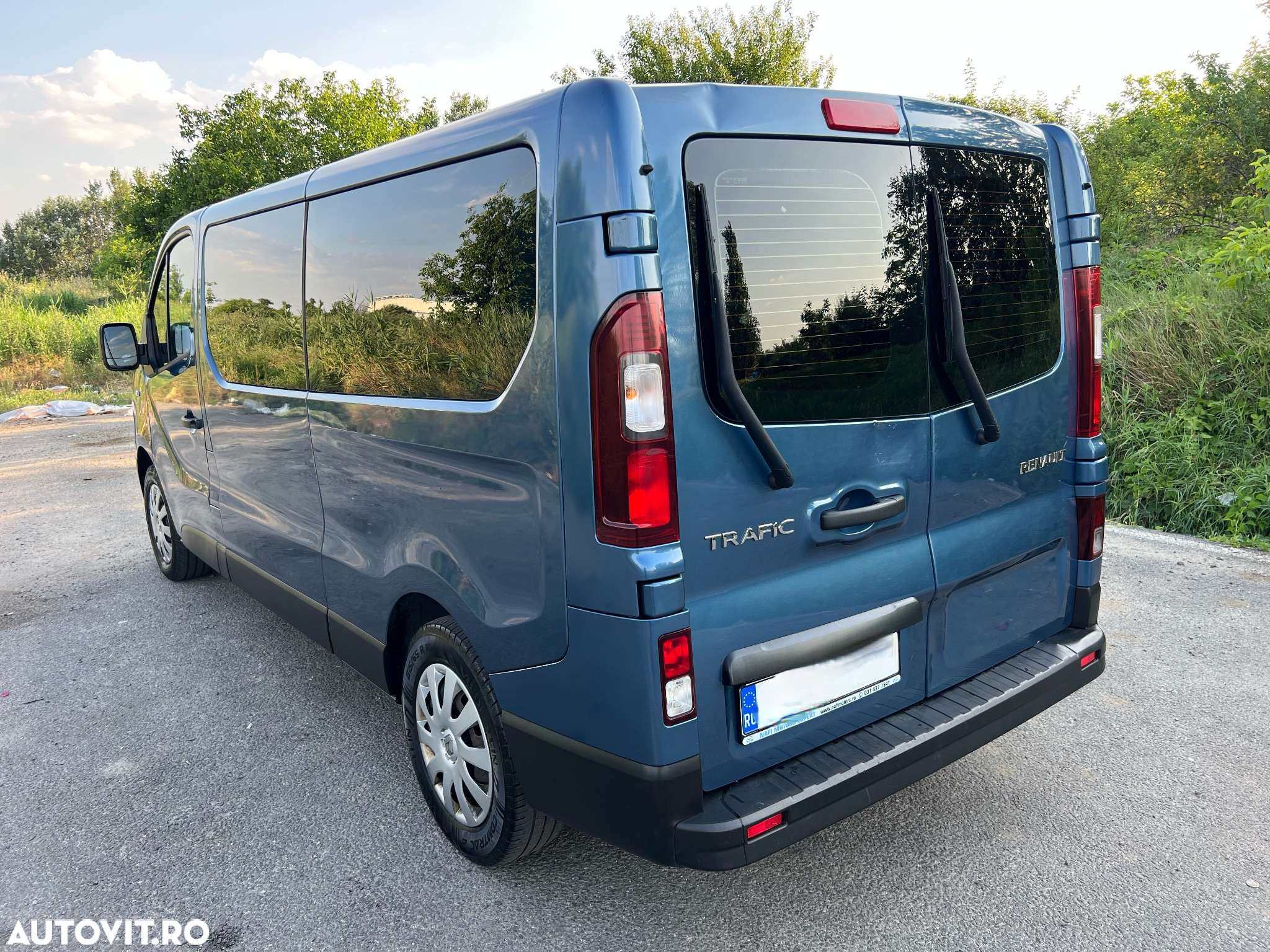 Renault Trafic Combi L2H1 1.6 dCi TT 125 7+1 Expression - 4