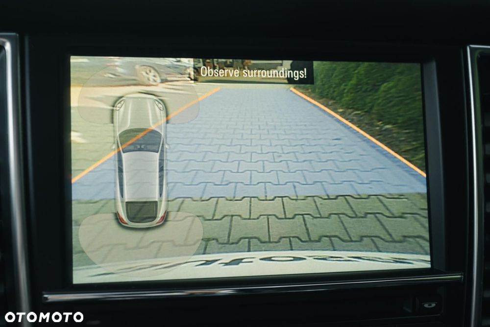 Porsche Panamera - 19