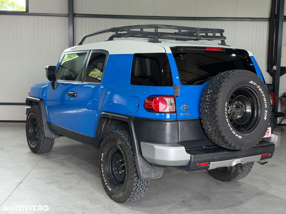Toyota FJ - 5