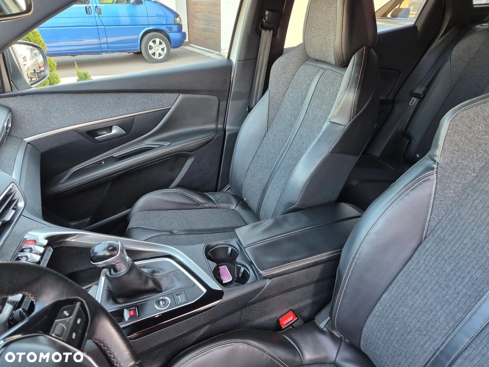 Peugeot 3008 PureTech 130 Stop & Start Allure - 13