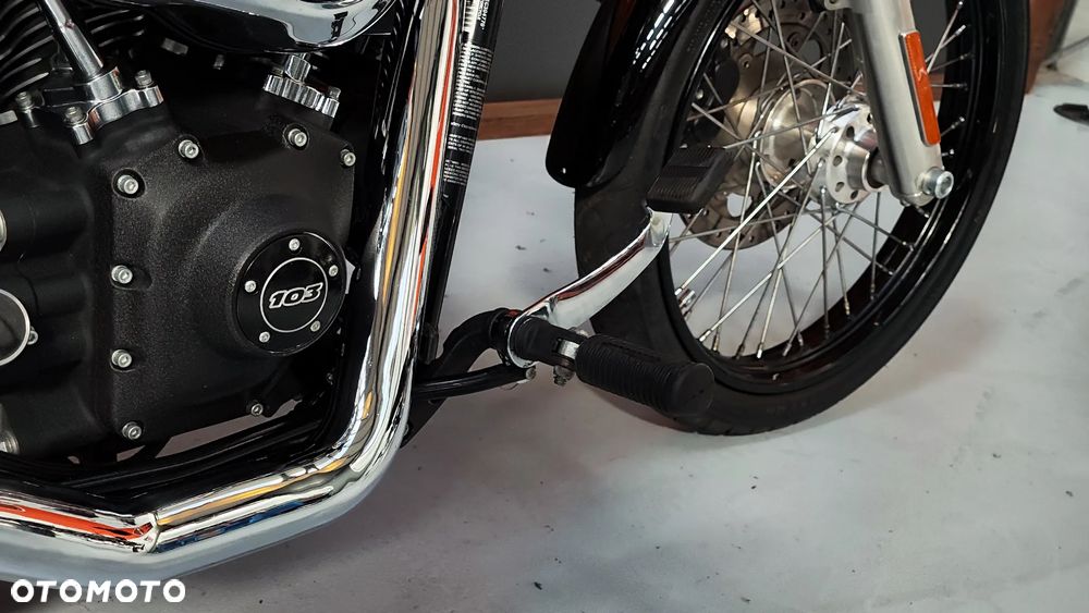 Harley-Davidson Dyna Wide Glide - 22