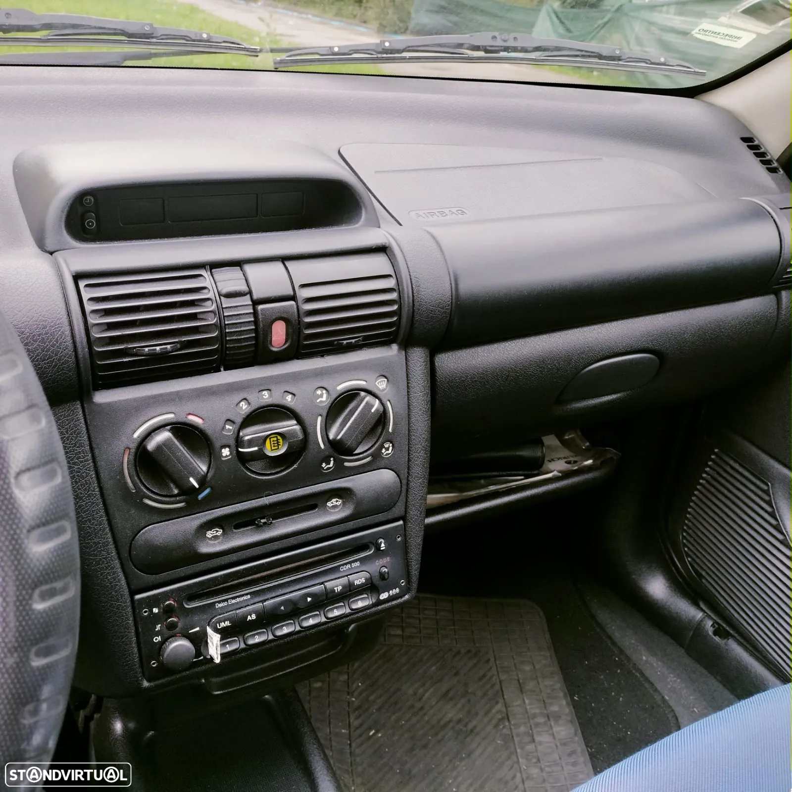 Opel Corsa 1.2 16V Sport - 10
